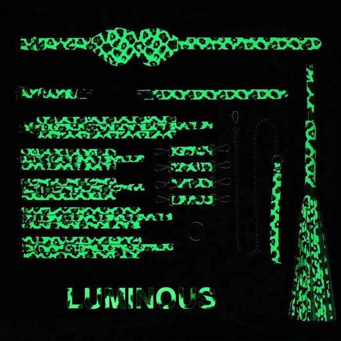BDSM 7 Pieces Luminous LeopardZebra Print Set FRISKY BUSINESS SG Anal